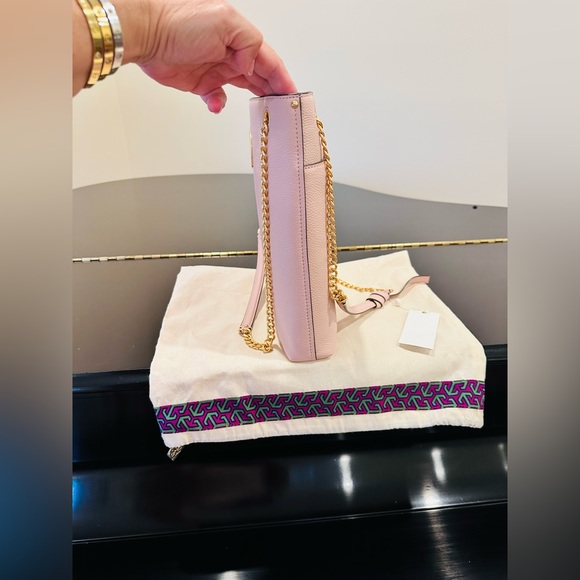 NWT Authentic Tory Burch Everly Swingpack/Bag/Crossbody - Picture 13 of 17